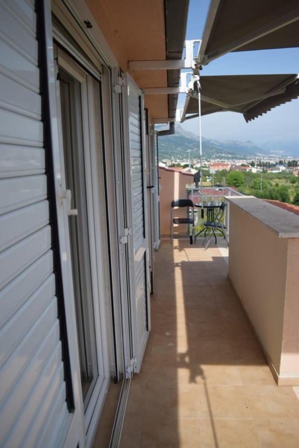 Apartments Marta Kastel Novi Exterior photo