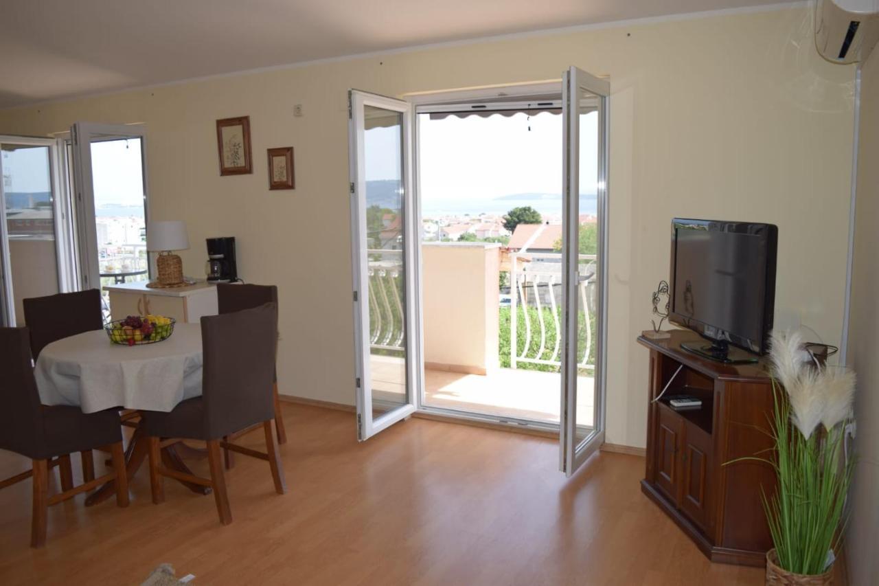 Apartments Marta Kastel Novi Exterior photo
