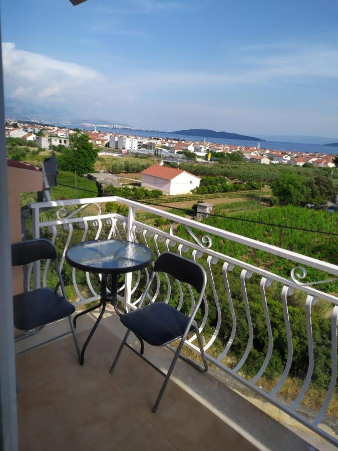 Apartments Marta Kastel Novi Exterior photo