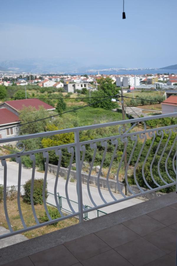 Apartments Marta Kastel Novi Exterior photo