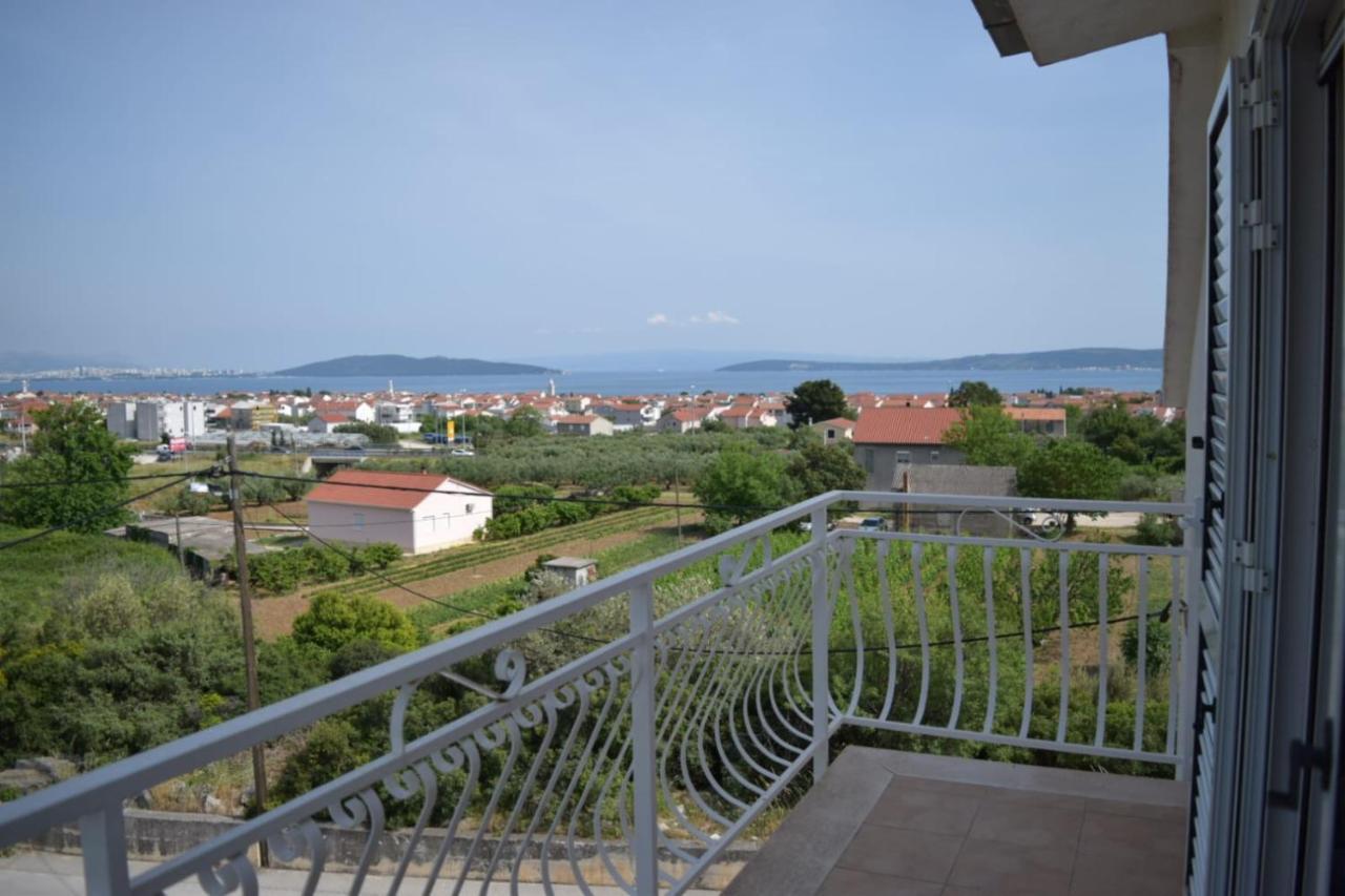 Apartments Marta Kastel Novi Exterior photo