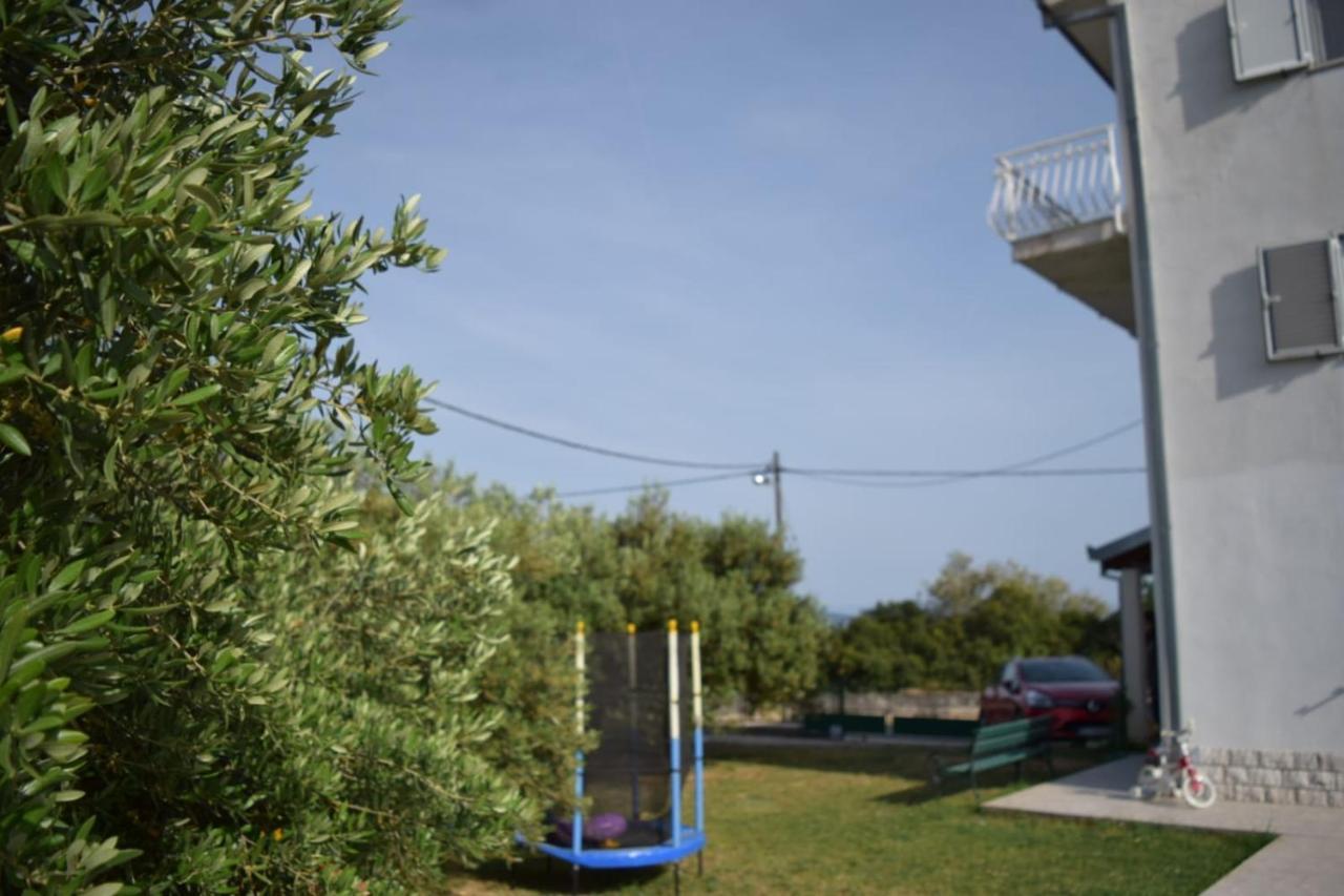 Apartments Marta Kastel Novi Exterior photo